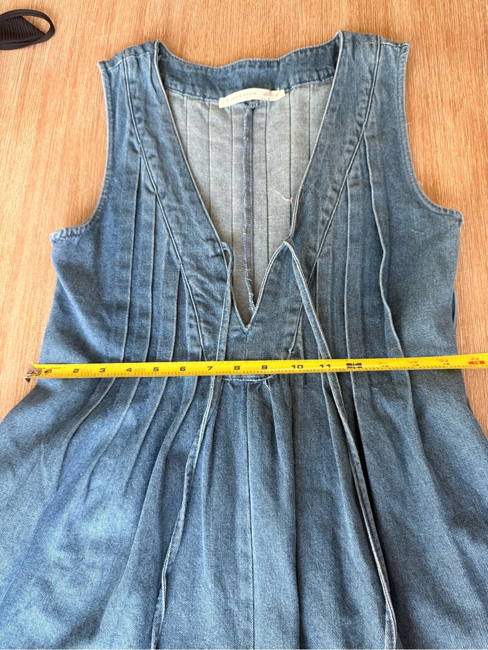 Altar’d State, Evie Denim Romper, medium wash, lightweight, Medium - Picture 8 of 9